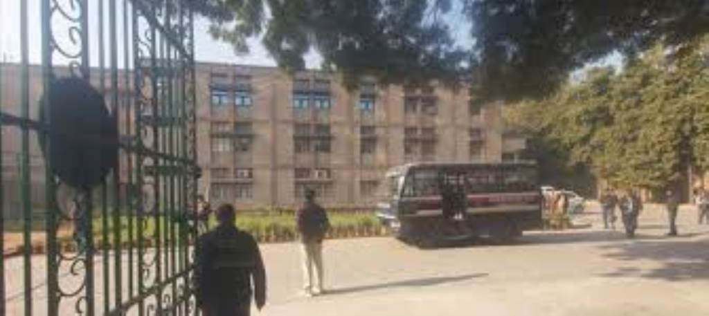 Bomb threat to four schools in Delhi